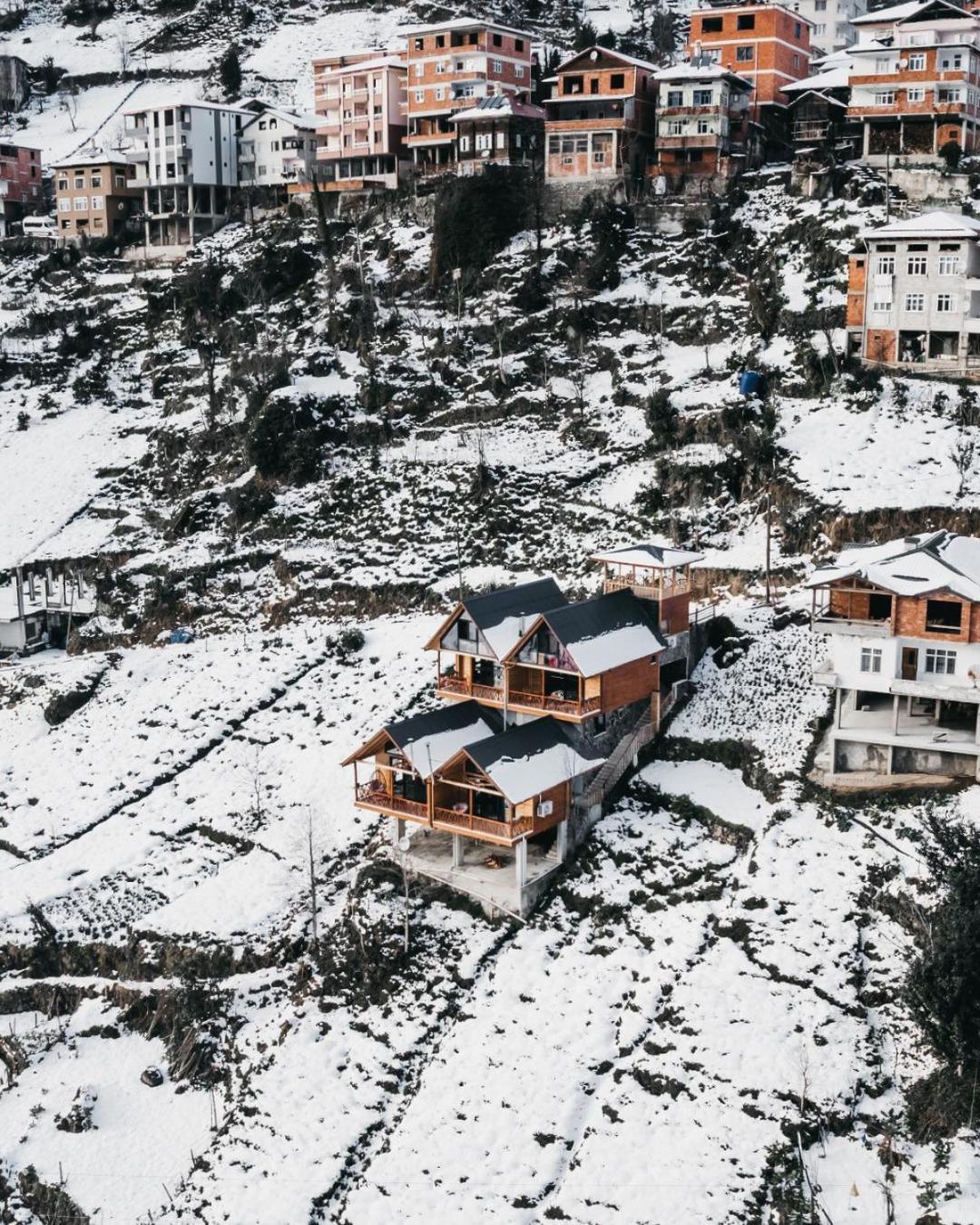 Huervadi Bungalow Rize Exterior photo